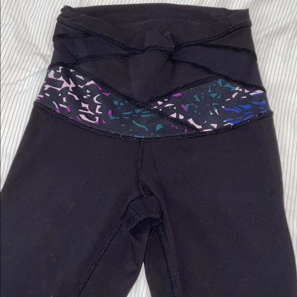 RARE LULULEMON REVERSIBLE